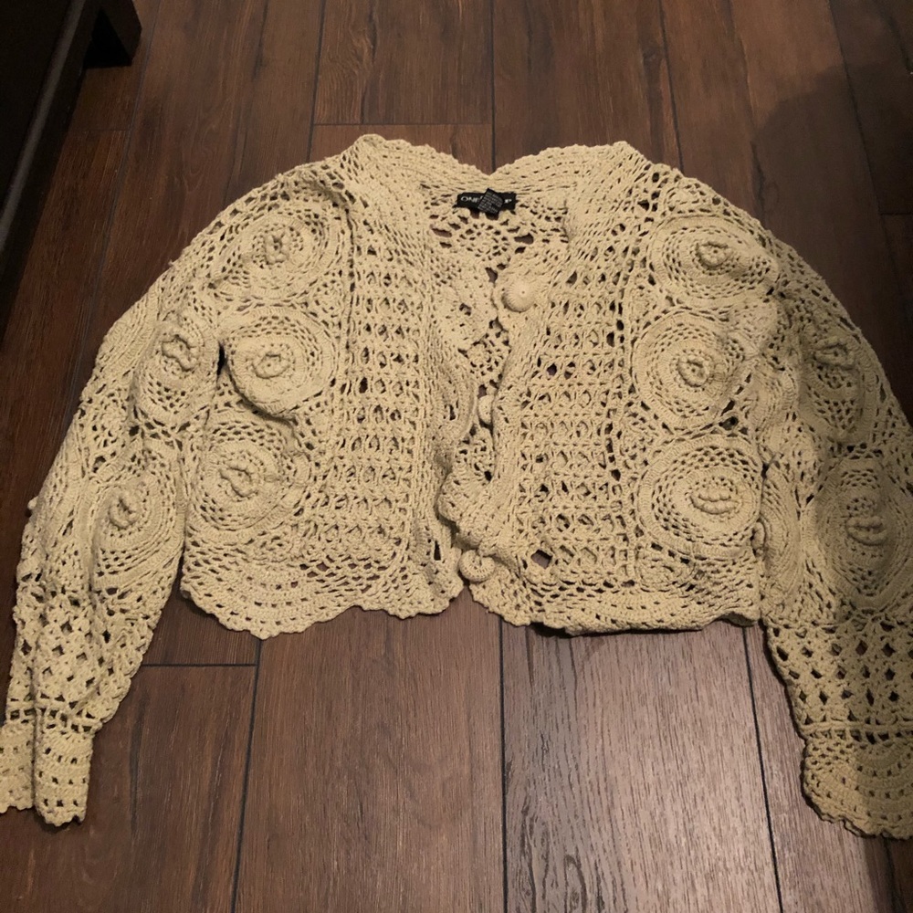 Beige/Tan crochet sweater